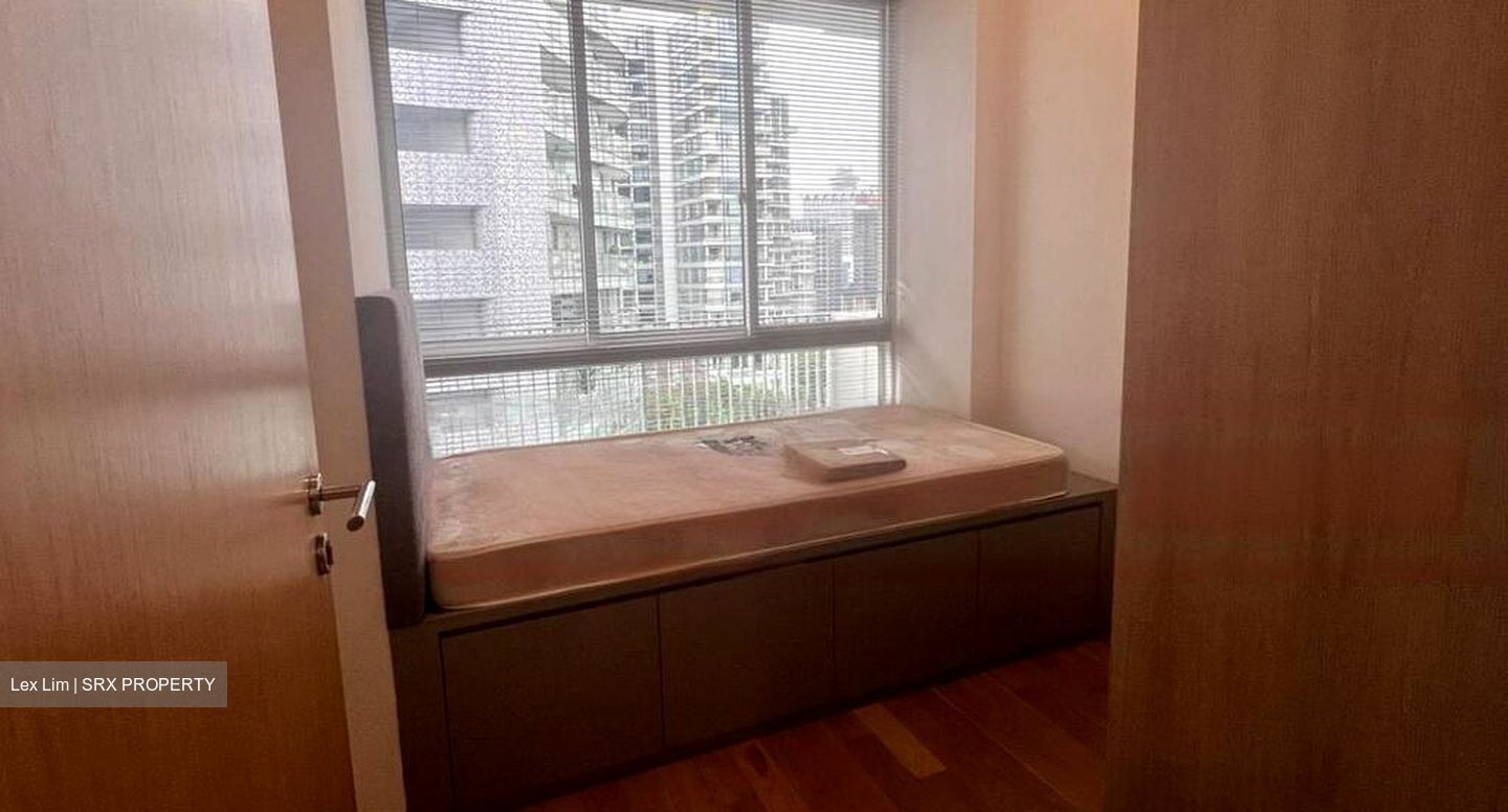 The Peak @ Cairnhill II (D9), Apartment #484669481